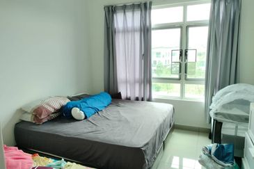 La Thea Residences @ 16 Sierra