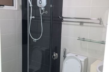 La Thea Residences @ 16 Sierra