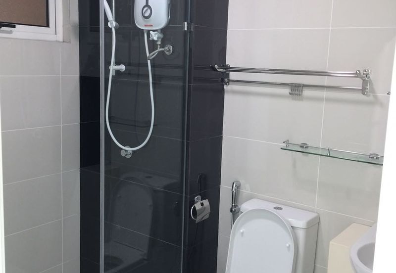 La Thea Residences @ 16 Sierra