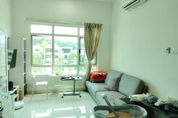 La Thea Residences @ 16 Sierra