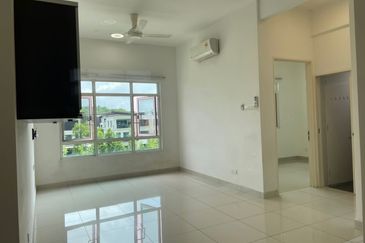 La Thea Residences @ 16 Sierra