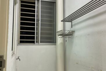 La Thea Residences @ 16 Sierra