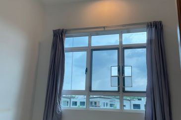 La Thea Residences @ 16 Sierra