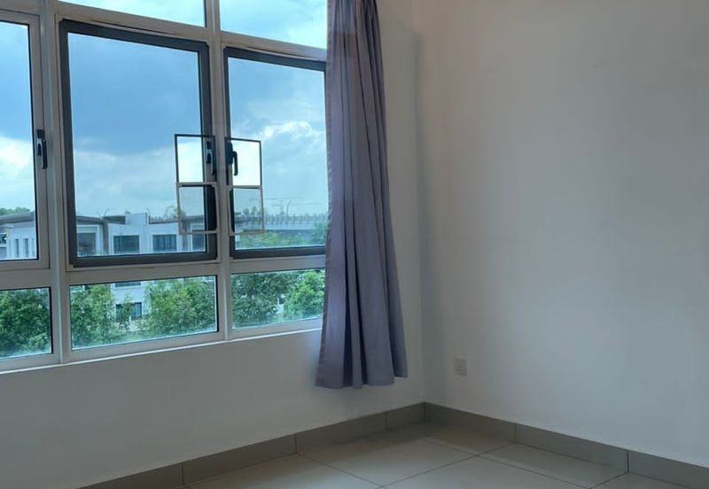 La Thea Residences @ 16 Sierra