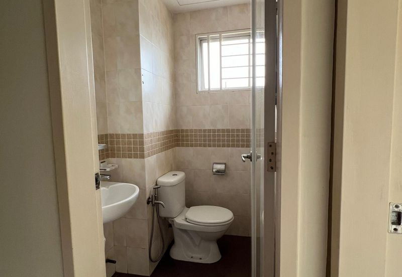 Puteri Bayu Apartment