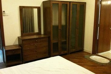 Suasana Sentral Condominium