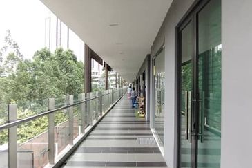 Le Pavilion Exchange Small office @ Bandar Puteri Puchong