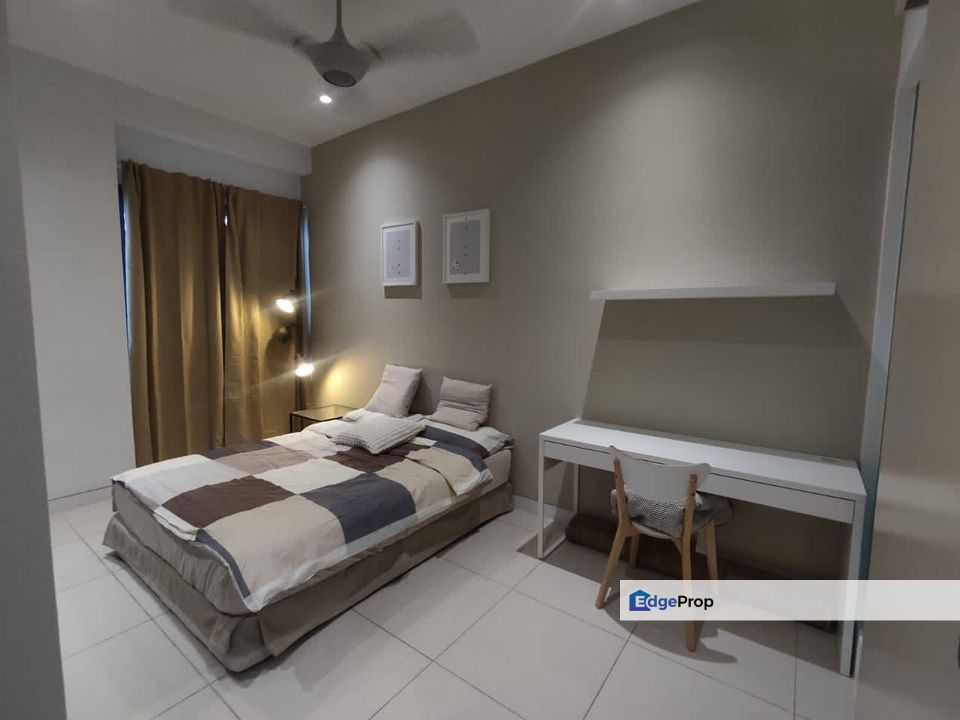 Kota Damansara Tropicana Garden Arnica Golf View linked to Surian MRT, Selangor, Tropicana