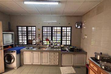 Bandar Sri Damansara Sd8 2 Storey Terrace for Sale