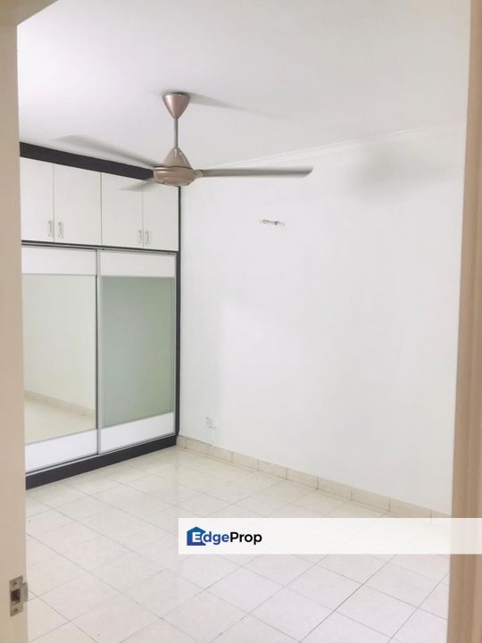 Kota Damansara Palm Spring Condo for Rent Walking Distance to MRT, Selangor, Sunway Damansara