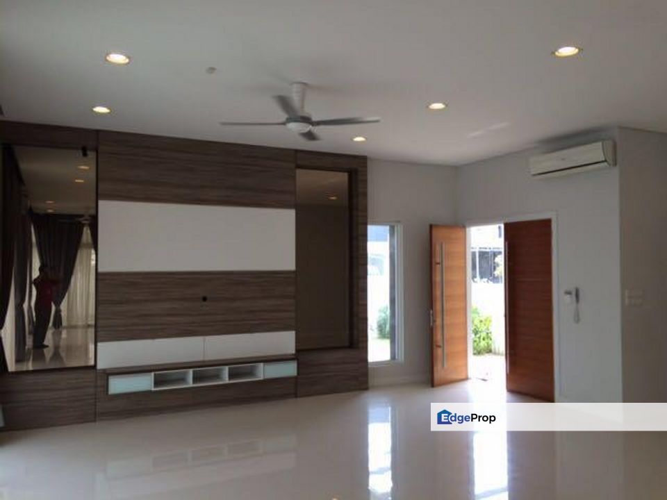 Kota Damansara Sunway Rymba Hills 3 Storey Bungalow Nicely Renovated, Selangor, Sunway Damansara