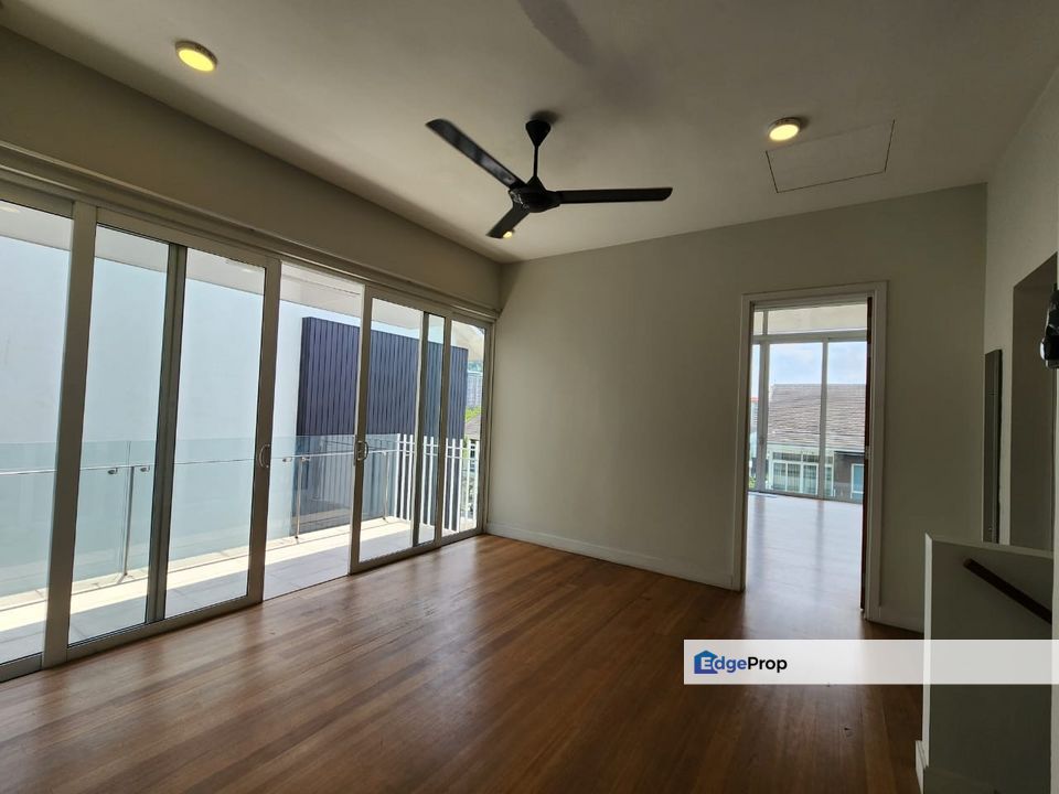 Kota Damansara Sunway Rymba Hills 3 Storey Bungalow with Lift for Rent, Selangor, Sunway Damansara