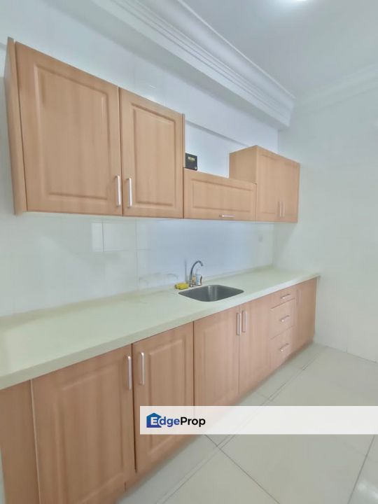 Kota Damansara Cova Suites Condo Fully Furnished for Rent, Selangor, Kota Damansara