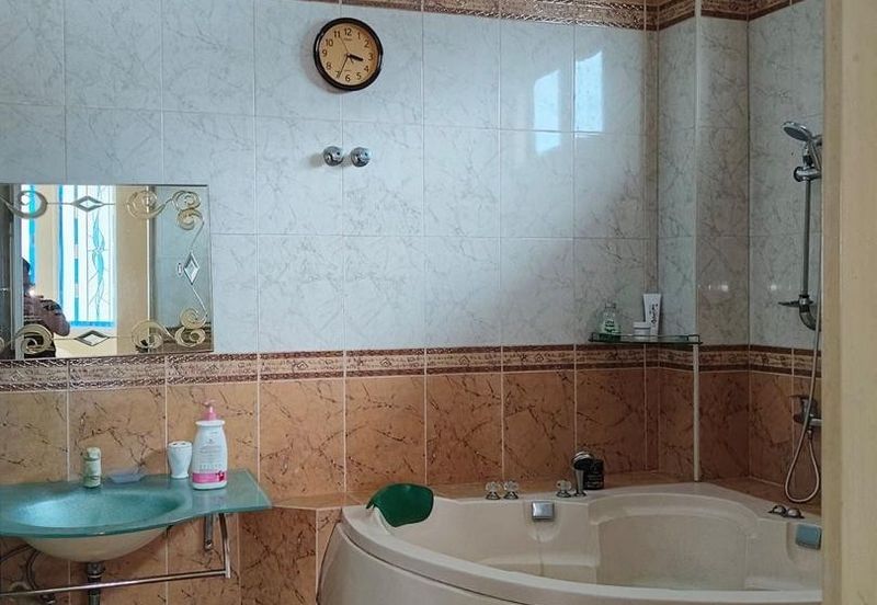 Seksyen 6, Kota Damansara