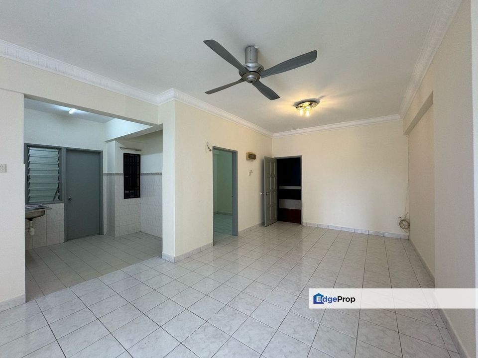 Kota Damansara Pelangi Damansara Condo Walking Distance to MRT, Selangor, Kota Damansara