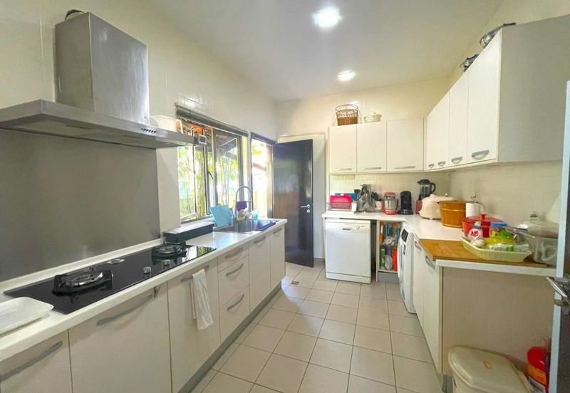 Bungalow Mont Kiara For Sale