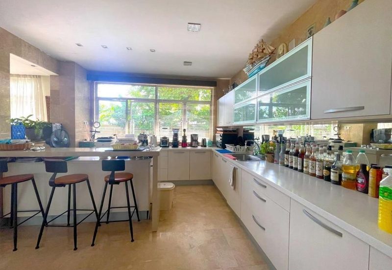 Bungalow Mont Kiara For Sale