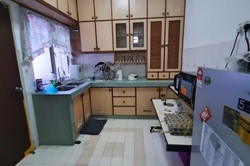 Seksyen 6, Kota Damansara