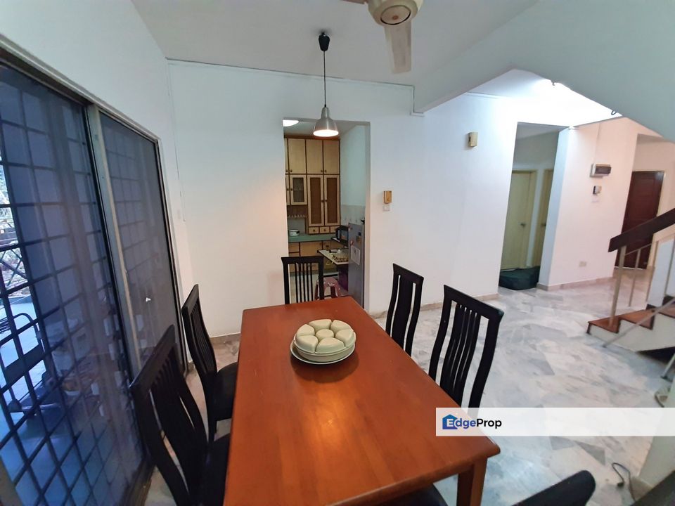 Kota Damansara Seksyen 6 Section 6 Double Storey House for Rent, Selangor, Kota Damansara