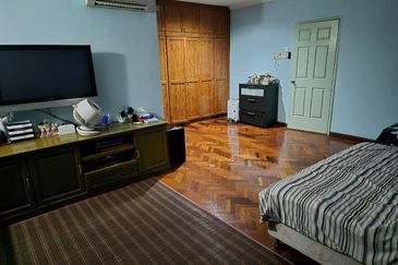 Bandar Sri Damansara 2-storey Terraced House for Sale