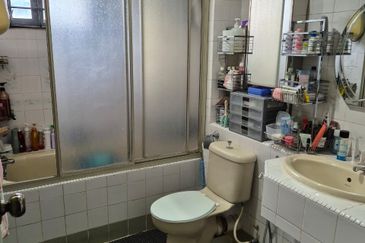 Bandar Sri Damansara 2-storey Terraced House for Sale