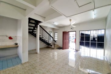 Persiaran Puncak Alam 5 