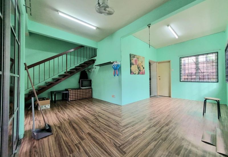 Persiaran Puncak Alam 2 