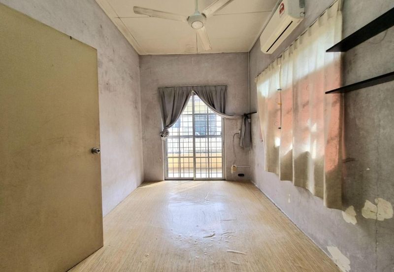 Persiaran Puncak Alam 2 