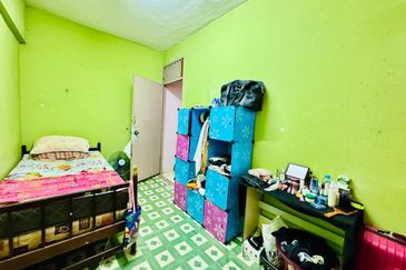 Flat PKNS, Kampung Kerinchi