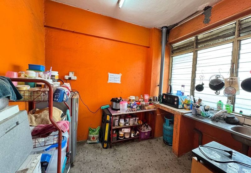 Flat PKNS, Kampung Kerinchi