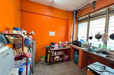 Flat PKNS, Kampung Kerinchi