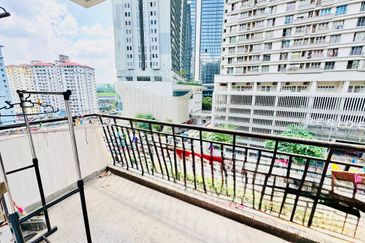 Flat PKNS, Kampung Kerinchi