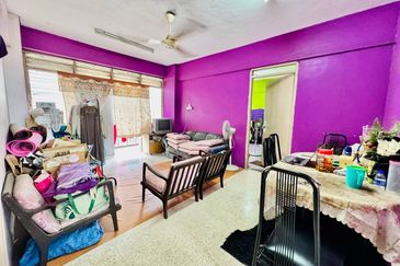 Flat PKNS, Kampung Kerinchi