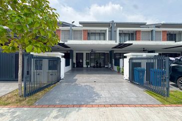 Elmina Green Three @ City of Elmina