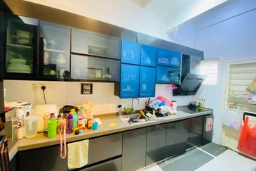 NILAI IMPIAN (LAMAN AZALEA)