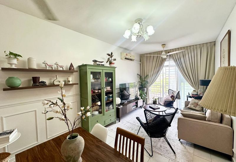 Pr1ma Apartment @ Precint 11