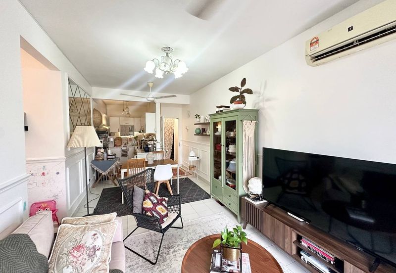 Pr1ma Apartment @ Precint 11