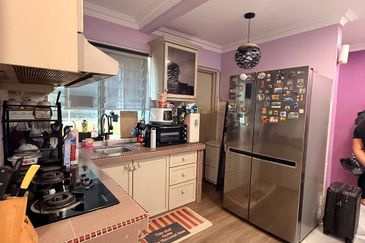 Astana Alam Apartment