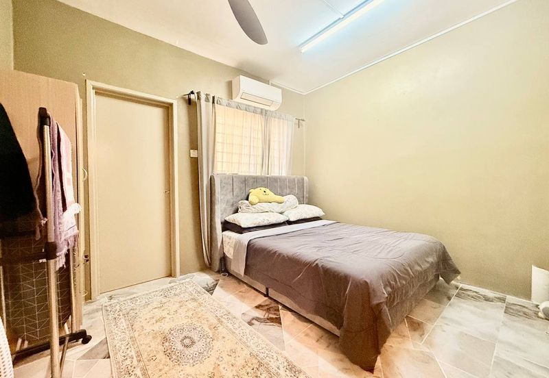 Astana Alam Apartment