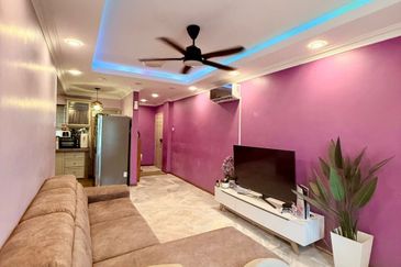 Astana Alam Apartment