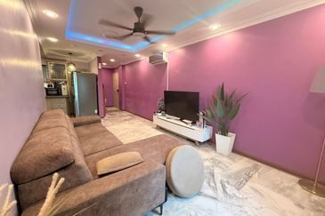 Astana Alam Apartment