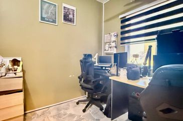 Astana Alam Apartment