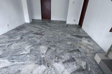 Persiaran Puncak Alam 1 