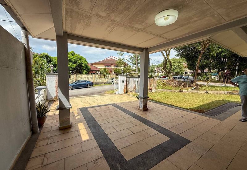 Taman Saujana Puchong