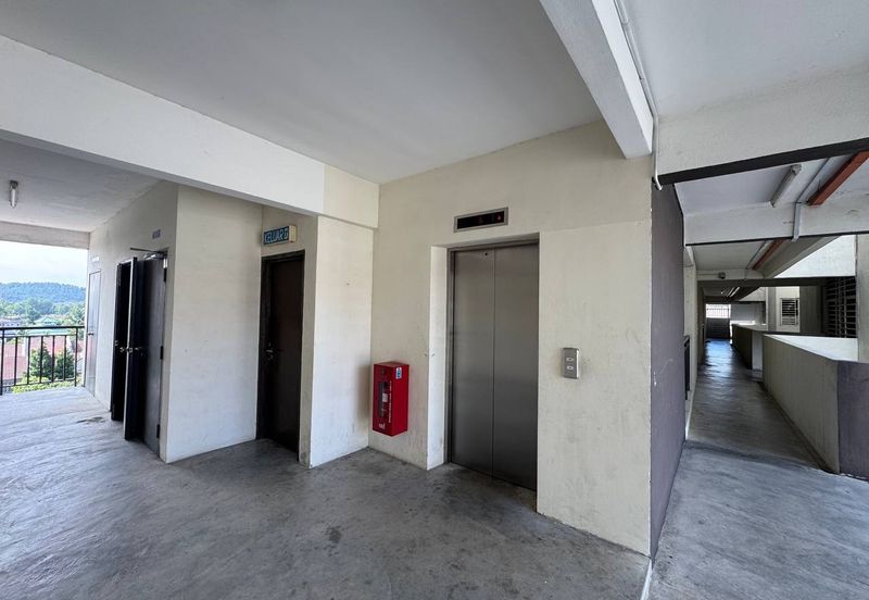 Residensi Warnasari 2