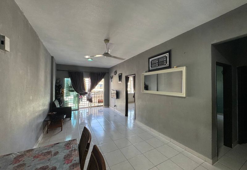 Residensi Warnasari 2