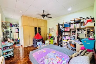 Jalan Anggerik Doritis 31/142