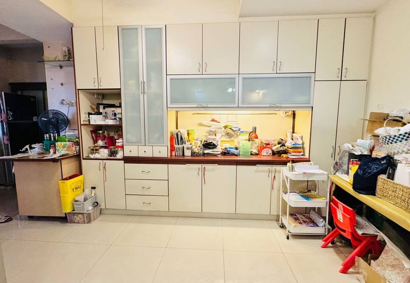 Jalan Anggerik Doritis 31/142