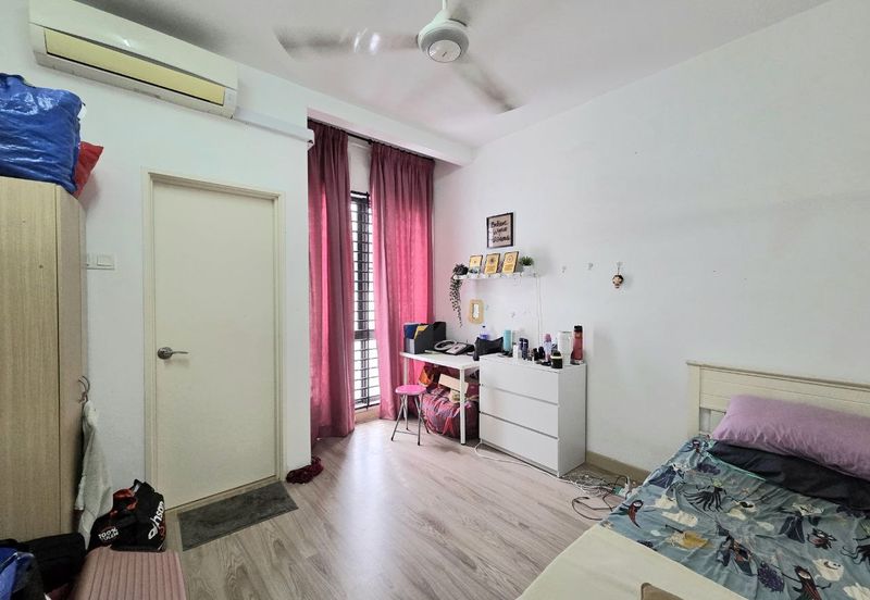 Garinia Elmina Gardens