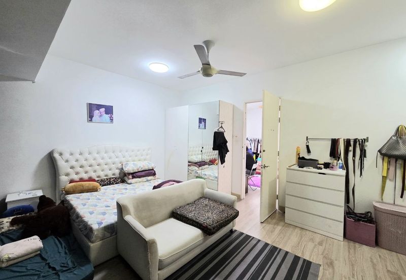 Garinia Elmina Gardens